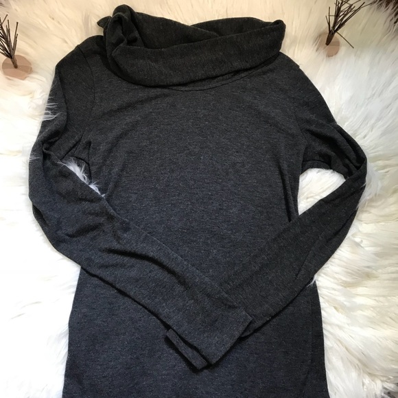 Ann Taylor Tops - Black Ann Taylor turtle neck Sweater💞